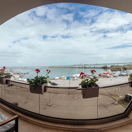 Victory Seaside Appartement